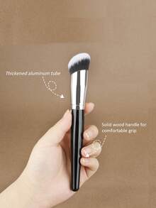 1 pieza Brocha para base de maquillaje en polvo, brocha para base de maquillaje líquido, ultra suave, herramienta de maquillaje profesional, adecuada para maquillaje facial diario - Plateado - Ver 3