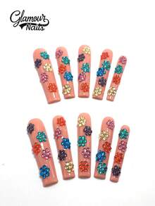 متعدد الألوان