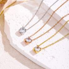 Women's Necklace In 18k Stainless Steel, With A Unique And Minimalist Design, A Super Bright Cubic Zirconia Pendant, And A Titanium Steel Chain Resistant To Discoloration. - 金色 - 查看 4