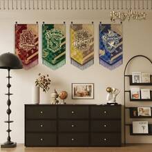 Harry Potter 1/4件复古霍格沃茨学院旗帜，格兰芬多、斯莱特林、赫奇帕奇、拉文克劳复古流苏设计，适用于宿舍、户外空间、派对和家居装饰，节日魔法装饰，粉丝理想礼物，仅包含旗帜（不含旗杆），生日装饰的完美之选[官方授权] - 彩色 - 查看 5