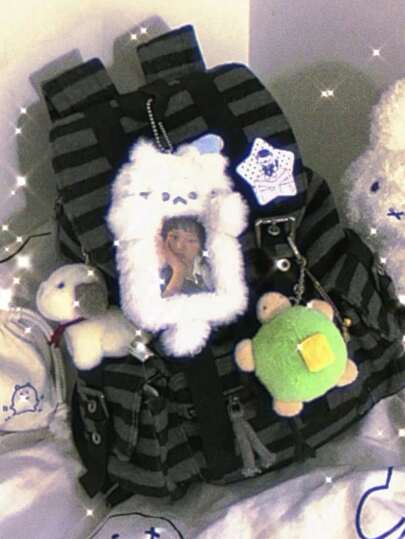 Godnatt valp korthållare skyddande fodral, Ins fotoalbum, Min Oshi kortsamling, ryggsäck nyckelring hänge