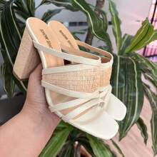 Show Show Sandalia Tamanco Feminino Salto Bloco 9cm detalhe Tricê e tiras - NAPA OFF - Visão 3