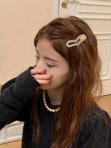 1pc Minimalist Versatile Elegant Pearl & Rhinestone Heart Shaped Hair Clip, Suitable For Bangs & Daily Use - Gold - View 1