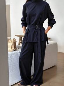 DAZY Bộ 2 món áo thun tay dài cổ cao thắt eo và quần sọc rộng rãi cho nữ mùa thu - Màu xanh hải quân - Xem 3