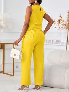 女士时尚休闲无袖上衣长裤两件套，斜插口袋和纽扣细节设计，优雅夏季 - 鵝黃 - 查看 4