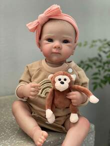 Bettie Doll head 1-4 1个18英寸可爱贝蒂女婴娃娃，全身可水洗，柔软乙烯基材质，栩栩如生，手工涂绘，防水柔软触感，包含服装、奶瓶、安抚奶嘴，是送给家人的收藏礼物和纪念品 | 逼真的儿童娃娃 | 细节逼真，重生娃娃 - 彩色 - 查看 7