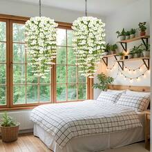 2件装人造白色花藤悬挂装饰，适用于庭院、室内/室外，可用于婚礼、母亲节、父亲节、毕业典礼和夏季装饰，户外仿真花，婚礼装饰，人造植物，季节性装饰，农舍风格，防水装饰，活动策划