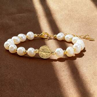 1 pieza Pulsera de perlas elegante y retro natural, pulsera de perlas de cobre con intervalo de perlas, pulsera de cuentas, pulsera de perlas ajustable con broche de cola de langosta, pulsera de perlas con colgante de cruz, pulsera de perlas con colgante de Jesús, accesorios de moda para mujer, regalos de cumpleaños, regalos para amigos, regalos familiares, regalos de buena suerte, regalos para mujeres, mejores regalos