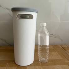 Trash Can,Bathroom Orginazor          2.64 Gallon Low Profile Trash Can With Lid - Stylish Space Saving Trash Can For Kitchen, Bathroom, Bedroom - Easy-To-Use Design, Odor Resistant, Durable Plastic, Polished Surface, Bathroom Trash Can And Liner,Trash Can,Bathroom Accesssories,Trash Can,Bathroom Accesssories,Kitchen Essentials,Bathroom Essentials,Garbage Can,Storage,Kitchen Trash Can - 白色 - 查看 3
