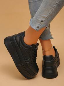 Zapatillas con plataforma para mujer, deportivas de unicolor con cordones y estampado de letras, adecuadas para todas las estaciones - Negro - Ver 5