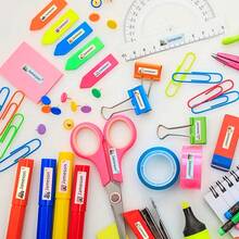 100/200/500 szt. Pojazdy inżynieryjne, niestandardowe, wodoodporne naklejki, spersonalizowane etykiety imienne, naklejki na artykuły szkolne, etykiety na ubrania do żłobka, etykiety na ubrania, niestandardowe naklejki na etykiety imienne, personalizowane naklejki, spersonalizowana naklejka, artykuły szkolne dla chłopców i dziewcząt, ciepła atmosfera, jesienne odświeżenie domu, dekoracja świąteczna, harmonia w domu