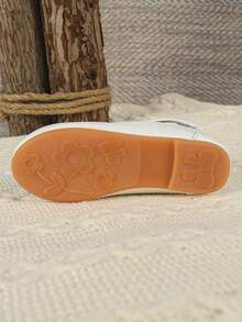 Preppy Ankle Strap Flats For Girls, Appliques Decor Flats