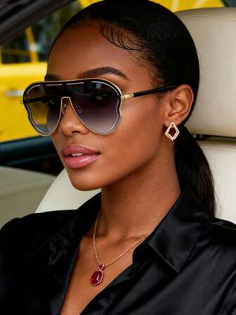 1pc Metal Fashion Glasses Butterfly Shaped Hollow Lenses Personalized Versatile Fashion Women's Glasses