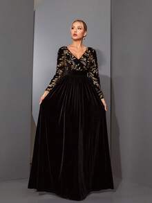 Mgiacy, A Luxurious, Shimmering Mid-Rise, Gathered-Waist, Long-Sleeved, Velvet, Flared Maxi Dress - Black - View 4