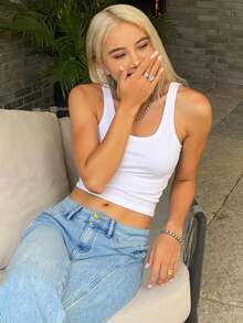 Livesso 纯色罗纹针织休闲短款背心，适合日常穿着 - 白色 - 查看 6