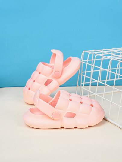 1 Pair Baby Breathable Hollow Slip-On Shoes, Cute Solid Color, Lightweight, Comfortable For Indoor & Outdoor, Soft Protective Sandals