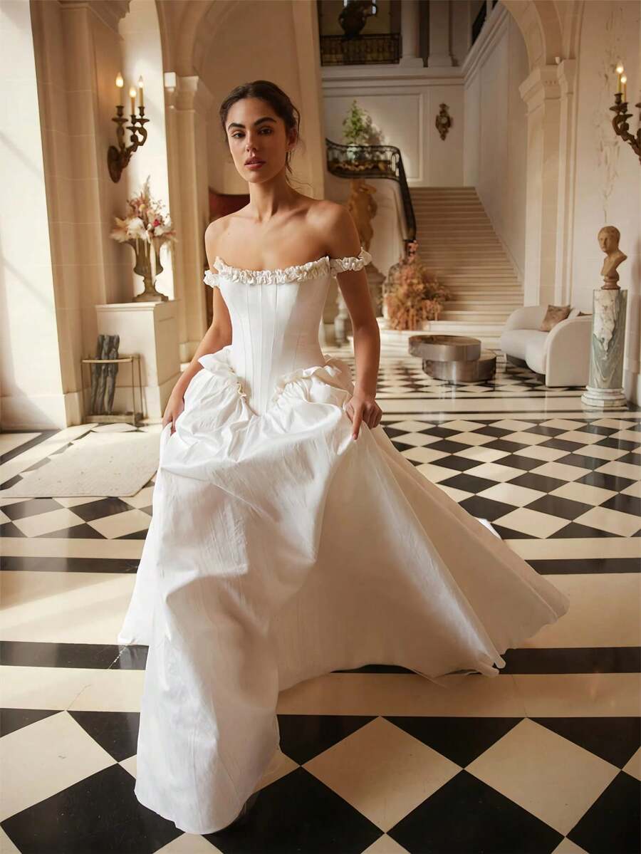 Elegant Sexy A Line Off Shoulder Corset Pleat Formal Wedding Dress Registry Office Dresses Bridal Dress,Evening Party Dress Birthday Party Dress Country Wedding,Romantic Church Ceremony Wedding Dress,Suitable For Wedding,Dating,Party,Singles' Party,Vacation,Formal Occasions,Dinner Dress,Prom Dress,Homecoming Dess,Cocktail Party,Wedding Guest Dress,Graduation - 白色 - 查看 1