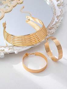 Set de 3 piezas de collar gargantilla y aretes geométricos de metal con diseño exagerado en color dorado - Conjunto de pendientes y gargantilla - Ver 8