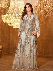 [随机剪裁] 优雅长款立领喇叭袖亮片拼接晚礼服