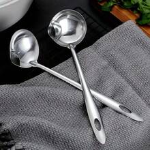 1pc Stainless Steel Oil Skimmer Spoon, Long-Handled Non-Slip Ladle For Home Kitchen, With Hanging Hole For Storage, Large Capacity Soup Spoon, Long-Handled Heat-Resistant Kitchen Service Spoon