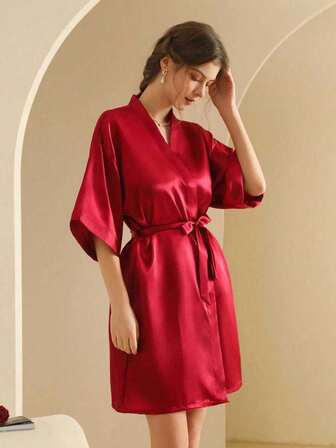 1 pieza Bata elegante de unicolor con lazo para mujer, apta para otoño/invierno, camisón corto de satén y seda suave, adecuado para novia, dama de honor, uso doméstico, vestido corto de temporada de boda, bata con letra inicial, bata de mañana y bata de dormir