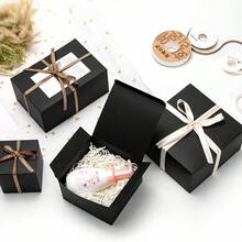 300克白色拉菲草礼盒填充物 - 时尚礼盒填充物，乳白色褶皱碎纸，纸屑，碎纸，缓冲填充物，糖果盒碎屑，纪念品填充物，婚礼彩纸屑，派对装饰碎屑。适用于填充易碎物品和包装的空隙。返校季、情人节、婚礼礼盒包装填充物。 - 白色 - 查看 9