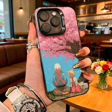 Cubierta de telefono con diseño de flores de cerezo y personajes anime rosa para iPhone 14 Pro Max funda protectora con ilustracion de pareja bajo arbol en flor ideal para uso diario en cafeterias y salas de estar - Negro - Ver 2