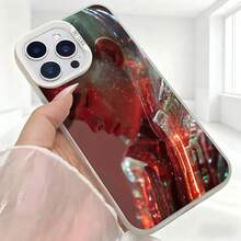 Cubierta de telefono con diseño de cristal para iPhone 14 Pro Max color negro con impresion de mujer futurista en tonos rojos y dorados estilo cyberpunk adecuada para uso diario en cafeterias y salones elegantes - Blanco - Ver 5