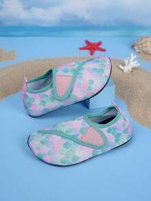 1双儿童柔软透气速干弹性游泳/沙滩鞋，适合室内、海滩、酒店等场所，女童卡通印花时尚水鞋 - 彩色 - 查看 3