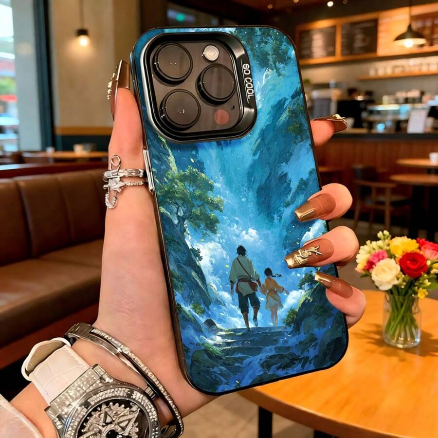 Cubierta de telefono para iPhone con diseño de paisaje montañoso azul con pareja caminando en naturaleza estilo anime para uso diario y viajes - Negro - Ver 1
