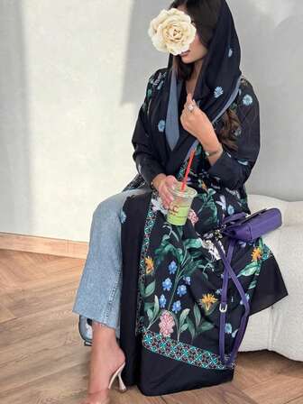 Elegant damklänning med långa ärmar och blommönster, kaftanabaya med vävt tyg, perfekt jalabiya för en elegant stil