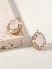 1对男士极简主义立方氧化锆和晶簇石水滴形耳钉 - 彩色 - 查看 2