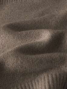 女士休闲针织毛衣长裙套装，高领套头毛衣搭配长款半身裙，纯色，秋冬款