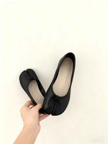 Mules, puntera dividida, zapatos planos sin cordones para mujer, con forma de pezuña de cerdo, versátiles zapatillas planas de abuela