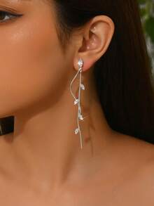 1 Pair French Luxury Long Zirconia Tassel Earrings, Elegant Twisted Stud Earrings, European And American Style, Earrings - Y0268 - View 2