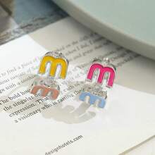 1 Pair Minimalist Dopamine Colorful Enamel Letter Ear Cuffs, Niche Unique Sweet & Edgy Ear Jewelry, Vibrant Accessory For Daily Wear, Casual Outfits, Street Style Looks, Birthday Gifts - 銀色 - 查看 8