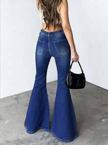 Y2K 复古优雅女士喇叭牛仔裤，高腰弹力深蓝色喇叭裤，度假休闲性感喇叭裤，2026 春夏款 - 深色水洗藍 - 查看 2