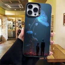 Cubierta de teléfono con diseño de flores luminosas y siluetas en azul oscuro para iPhone 14 Pro Max protector de pantalla con estética mágica ideal para uso diario en cafeterías y salidas urbanas - Negro - Ver 4