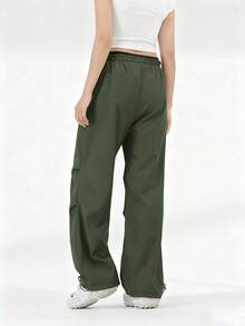 بنطلون كارجو مبطن دافئ ومريح للنساء ذو ساق واسعة | أخضر زيتوني مع خصر مرن وسحاب جانبي - مناسب للارتداء اليومي العادي، التنقل، المكتب، والأناقة الشارعية في فصل الشتاء - أخضر عسكري - مشاهدة 7