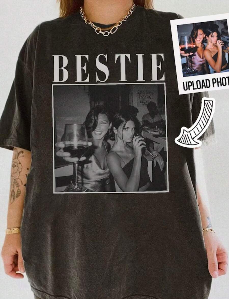 Personalised Bestie Shirt, Custom Photo Best Friend Shirt, Friendship Gift, Birthday Gift For Friend, BFF Birthday Gift Idea, Vintage Shirt - 黑色 - 查看 1
