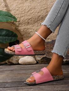 Màu be nhẹ nhàng, cảm giác thoải mái, thiết kế khóa đôi thời trang dễ dàng điều chỉnh, đế giày mềm mại mang lại cảm giác như đang đi trên mây, cực kỳ thoải mái khi mang hàng ngày, khi thư giãn tại nhà. Có sẵn màu hồng, đen và xanh dương để lựa chọn. - Hồng - Xem 3