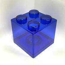 1个积木造型存钱罐，可堆叠硬币，可储存硬币，奖励硬币收纳盒，礼品包装随机发货。注意：运输过程中可能会出现轻微划痕，属于正常现象。如果您介意，请勿购买。