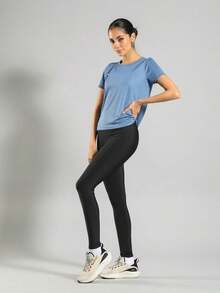 FITNATION Fitness T-Shirt With DRYFIT Technology For Quick Sweat Drying, Ideal For All Sports. - 藍色 - 查看 5