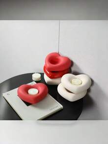1pc Modern Minimalist Ceramic Candle Holder, Heart-Shaped Design, Smooth Glaze, Creative Tea Light Candle Holder, Suitable For Valentine's Day/Wedding/Holiday Tabletop Decor, Home Dining Table Display Accessory, Ceramic Heart-Shaped Candle Tray, Holiday Atmosphere Decorative Item - Multicolor - View 6