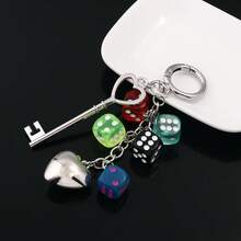 幸运树脂骰子包包挂饰 3D 立方体 方形骰子 心形钥匙扣 钥匙链 适用于包包、钱包、手机或汽车挂件 - 彩色 - 查看 6
