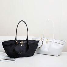 Bolsa de ombro feminina vintage Maillard de grande capacidade, modelo novo e moderno, versátil e ideal para o dia a dia.