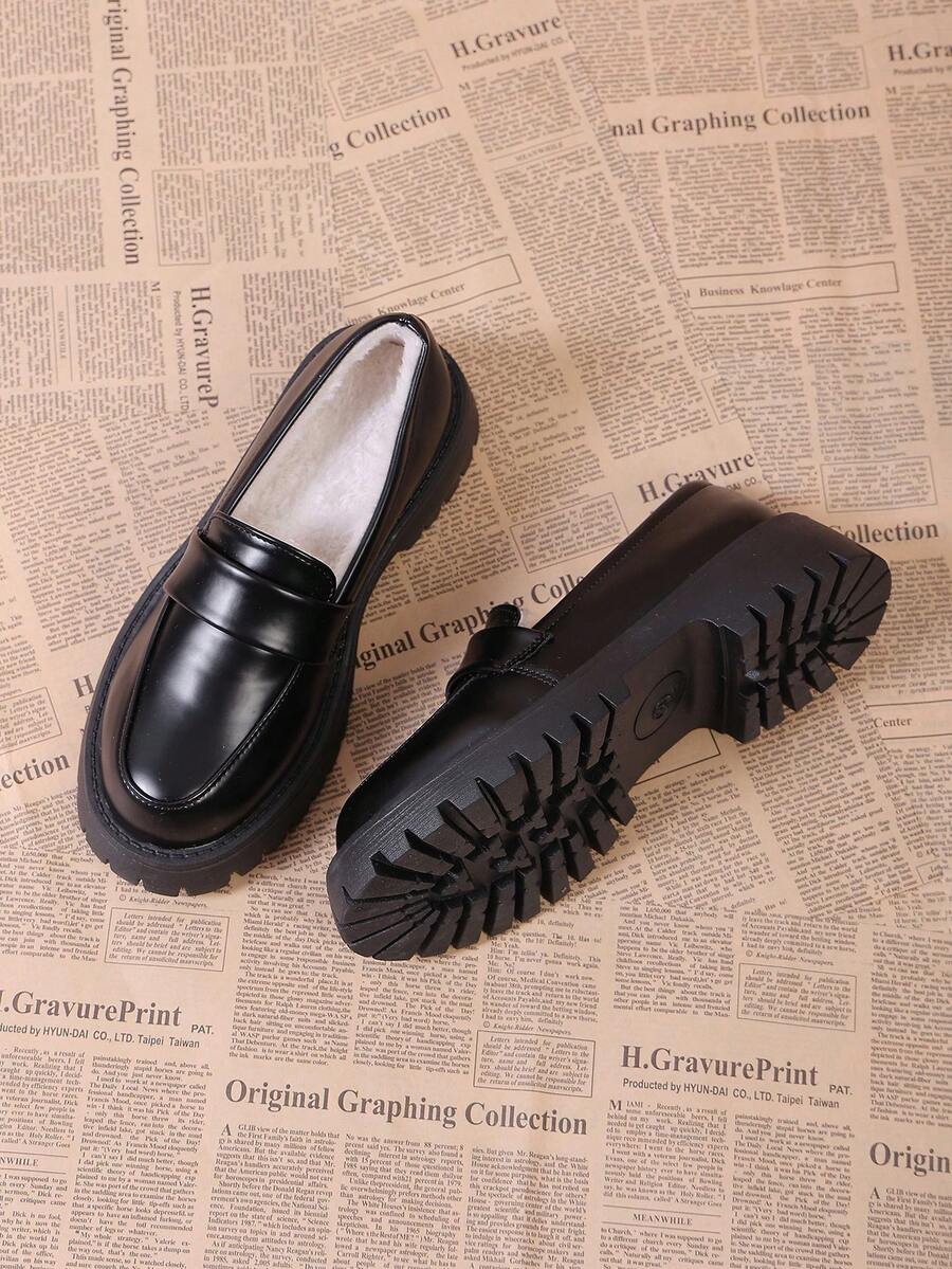 Chaussures noir pour femmes grandes tailles, semelle épaisse, style britannique, chaussures d'uniforme JK, antidérapantes, plateforme, doublure thermique, mocassins, talon haut - Noir - Voir 1
