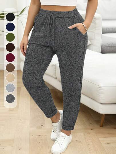 Plus Size Women's Tight Fit Yoga Pants, Black Soft Stretchy Casual Trousers, Suitable For Spring, Summer, Fall Commuting, Slim Fit With Pockets, Fashionable Activewear