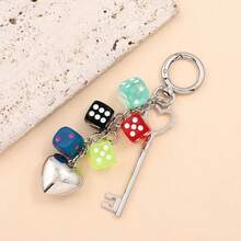 幸运树脂骰子包包挂饰 3D 立方体 方形骰子 心形钥匙扣 钥匙链 适用于包包、钱包、手机或汽车挂件 - 彩色 - 查看 7