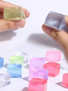 1个超好玩减压麻糬捏捏乐玩具，迷你随机颜色透明立方体，弹性摩卡色，慢回弹变色，手工麻糬，锻炼手指，缓解压力，适合课堂奖励、办公室娱乐、生日派对、节日庆典，也是感恩节、复活节、万圣节、圣诞节的完美礼物，派对装饰 > 派对礼物 > 其他派对礼物